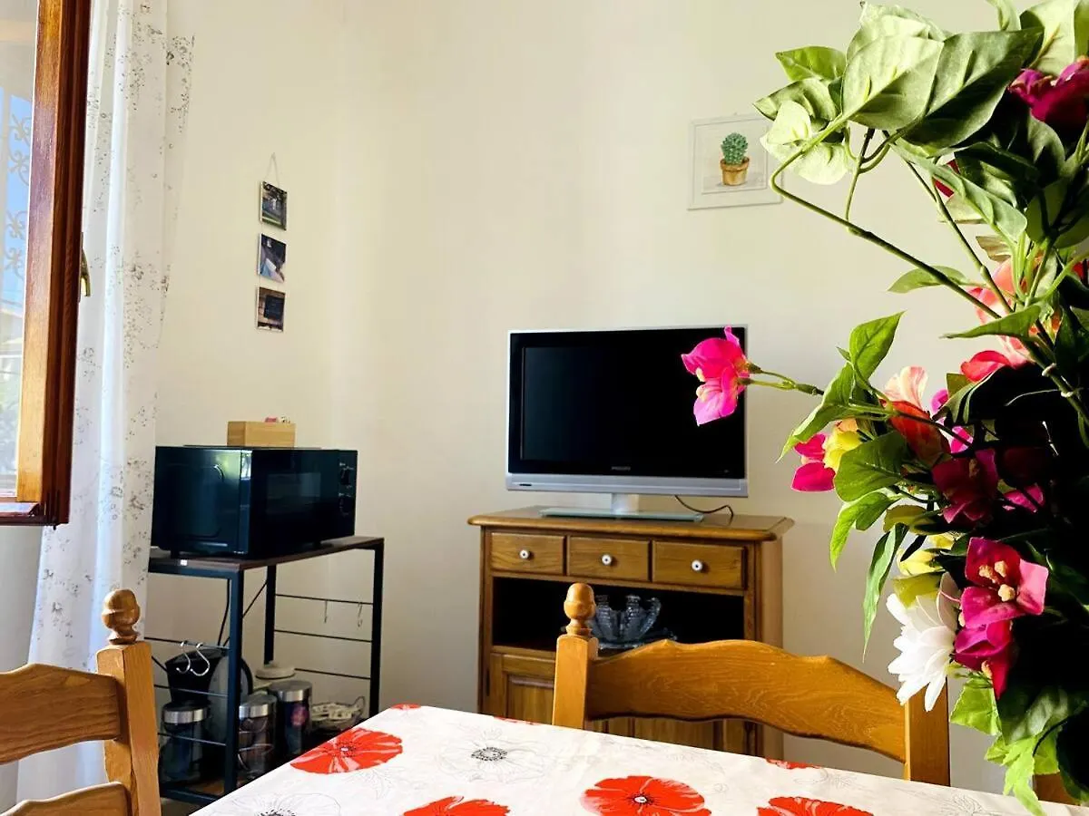 La Casa Di Dorina E Vincenzo Villa Gabbro Italy