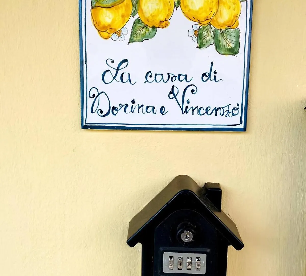 La Casa Di Dorina E Vincenzo Villa Gabbro Italy